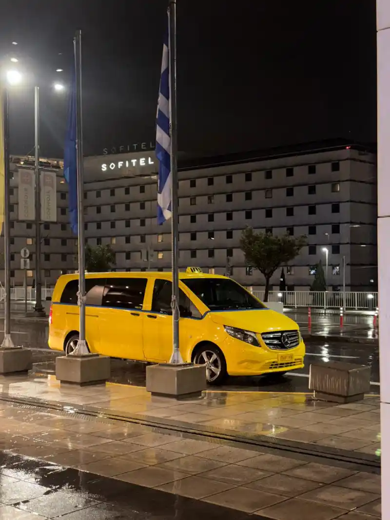 Athens hotel transfer luxury van night