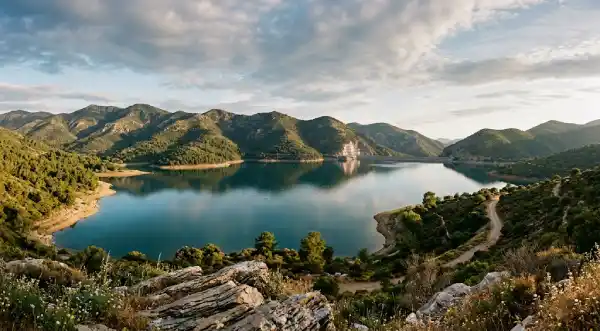 Marathon Lake
